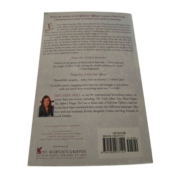 The gift of a charm by Melissa Hill St. Martin's griffin books isbn 978125007714 - Picture 5 of 5